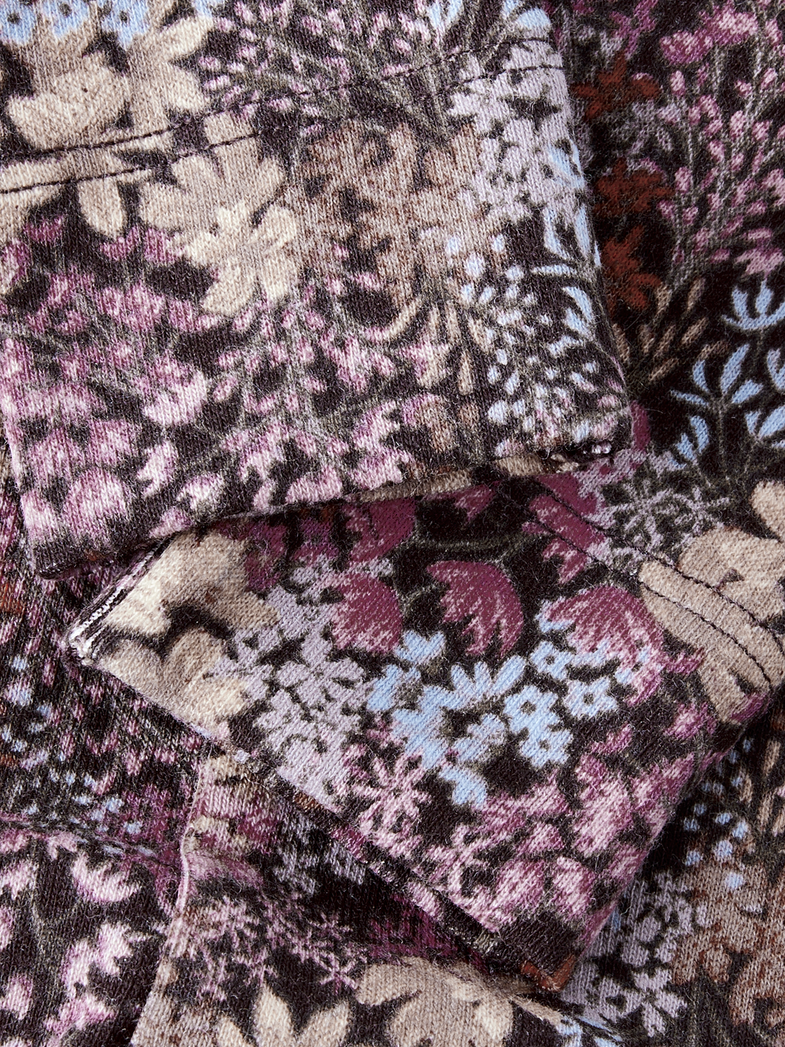 model_shot-front_full